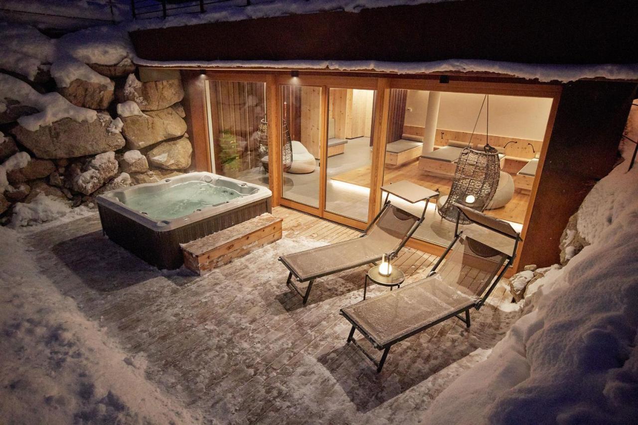 Natura Boutique Chalet Wellness Spa ดอบบีอาโก ภายนอก รูปภาพ